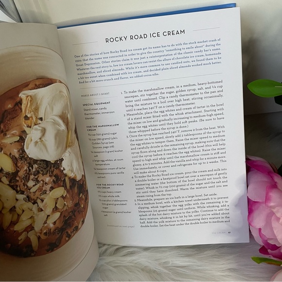 Van Leeuwen Artisan Ice Cream Book - Picture 6 of 7